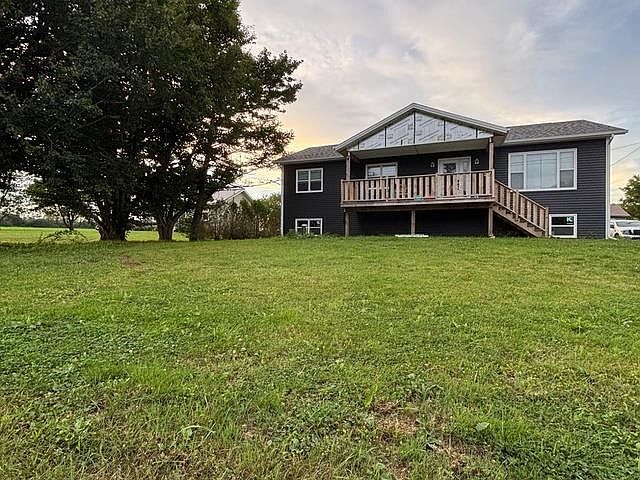 2nd image of 22 Riverview Cres