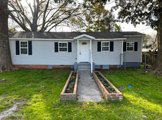 208 James Arthur Ave, New Bern, NC 28560