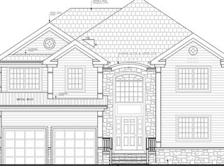 163 Riverside Dr, Clark, NJ 07066