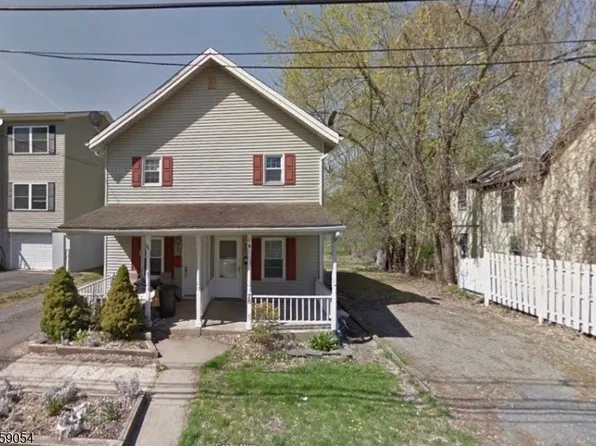 76 S Lincoln Ave, Washington, NJ 07882