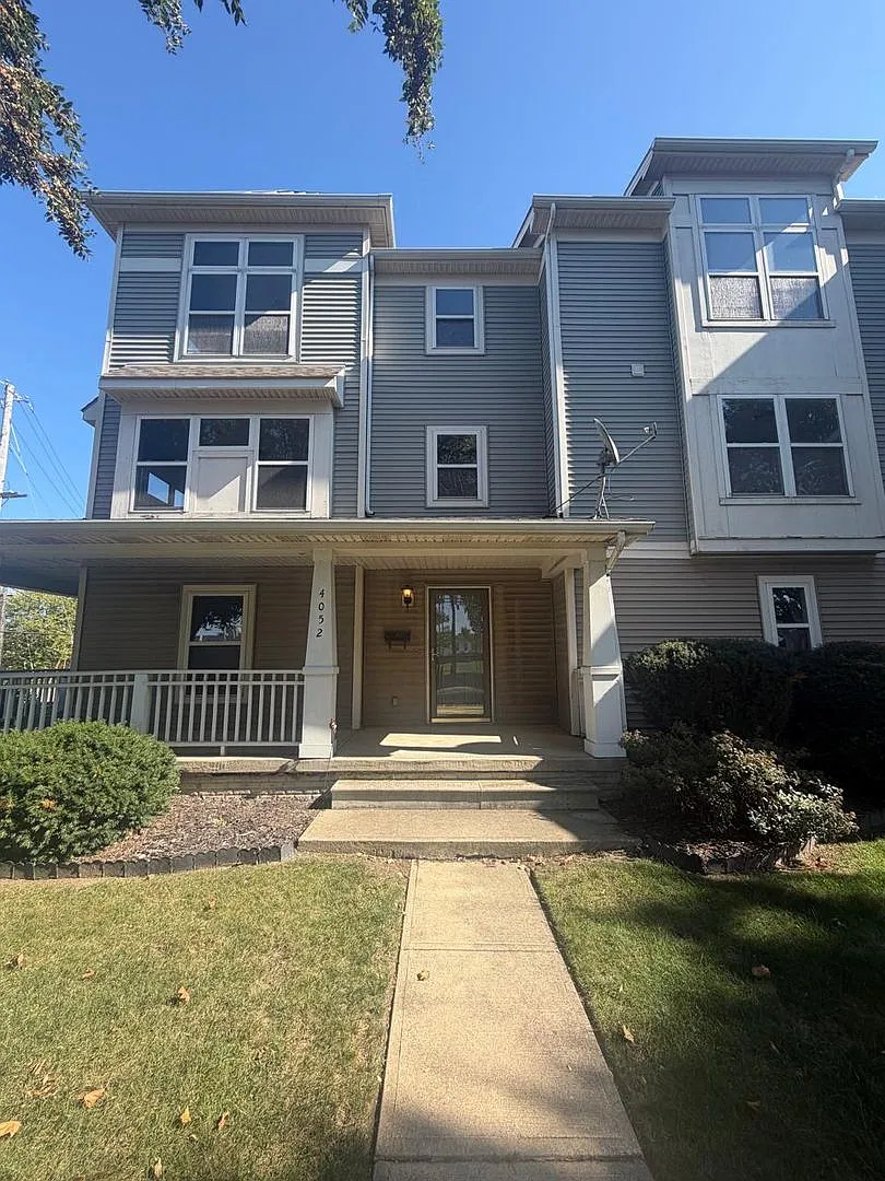 Spacious 3-Bedroom Home with 2 Full + 2 Half Baths Vouchers Welcome! — Photo 1