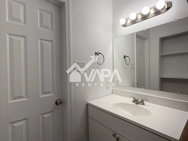 14311 Arrowood — Photo 8