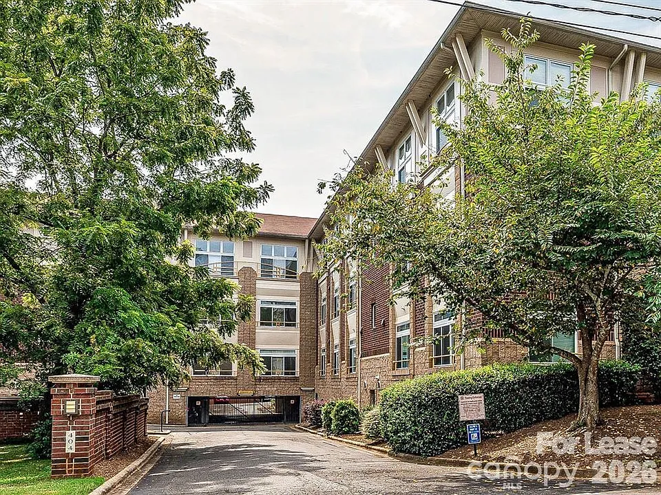 404 N Laurel Ave #11