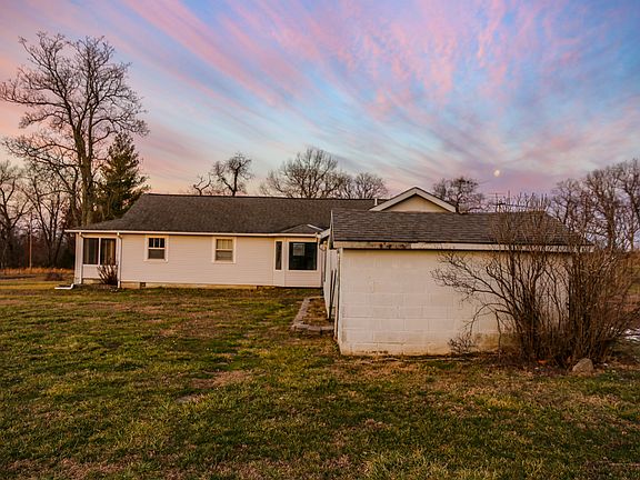 5th image of 413 County Road 112