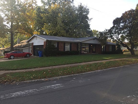 2nd image of 190 Albert Dr
