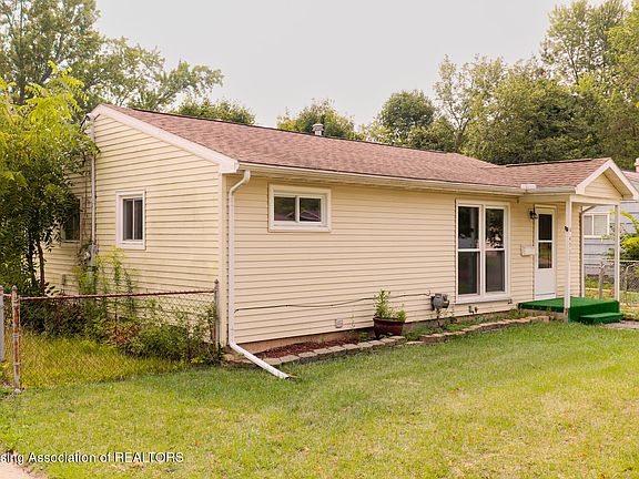 2nd image of 4731 Lowcroft Ave