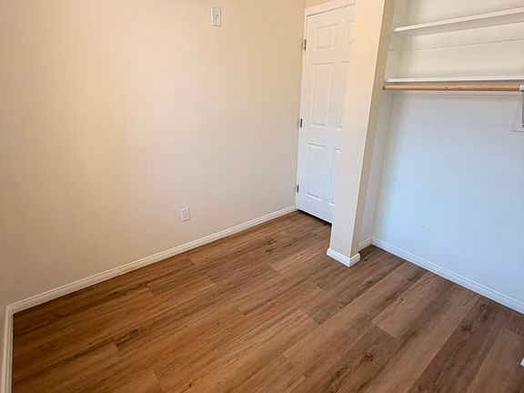 5th image of 11565 Archwood St #New