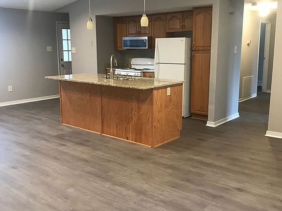 3rd image of 5306 Winterleaf Dr