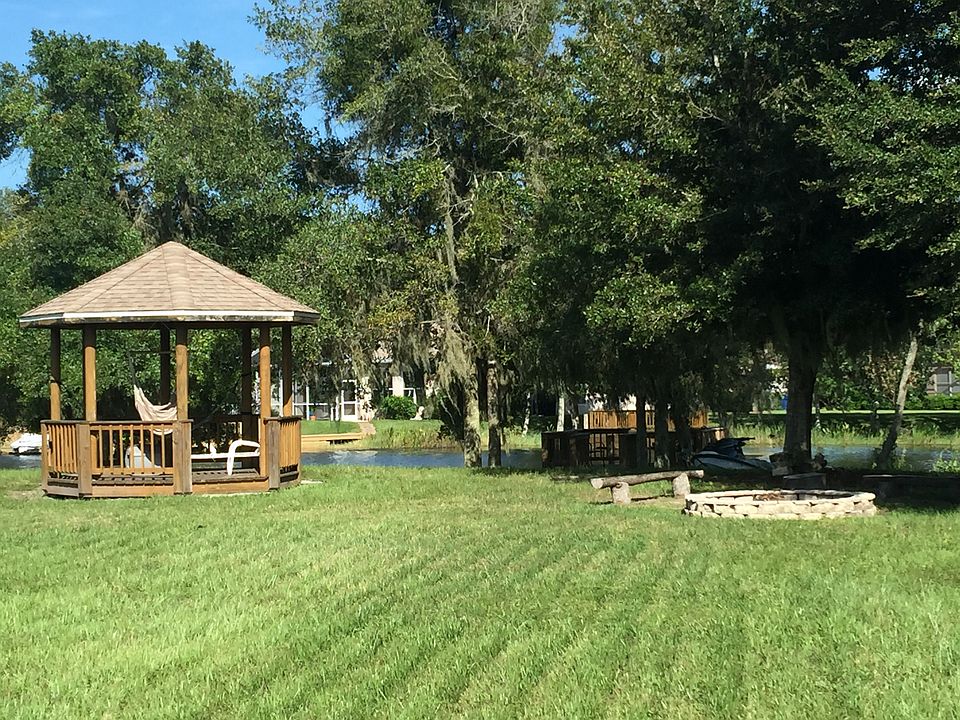 2nd image of 6436 Barcellona Rd