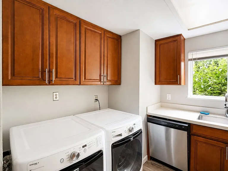4827 S 56th St #3 — Photo 7