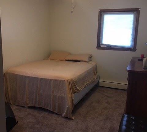 5th image of 802 Garfield St W APT 63