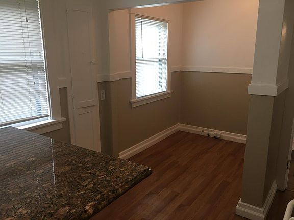 4th image of 44 N 11th St