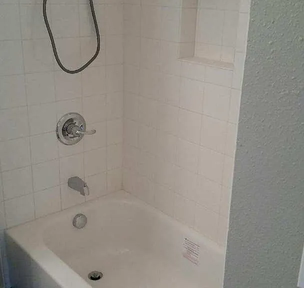 2819 NE Flanders St #3 — Photo 14