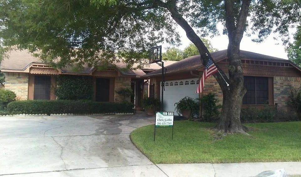 1st image of 6903 Foxvalley Ln
