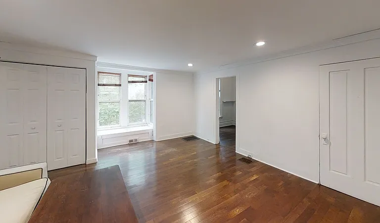 610 Lawrence St #2 — Photo 9