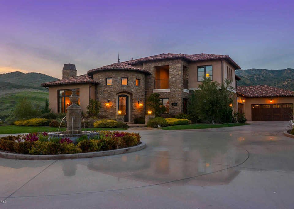 1st image of 2165 Lost Canyons Dr
