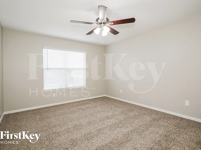 1814 Weston Cir — Photo 9