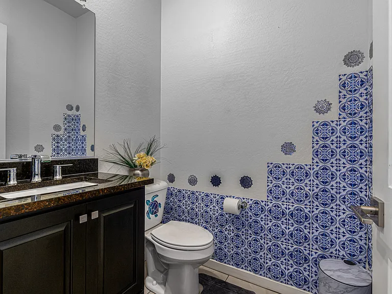 22112 N 59th Pl — Photo 10