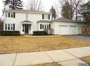 203 Holmes Dl, Albany, NY 12208