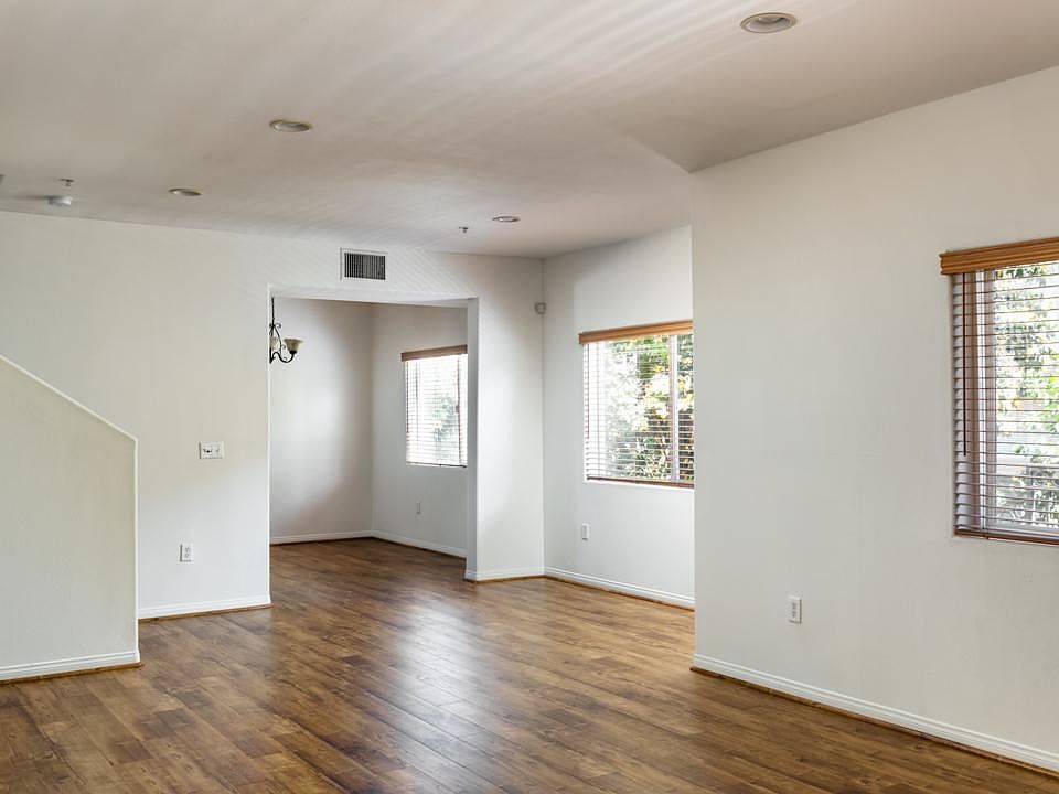 1st image of 4297 Coldwater Canyon Ave APT 10