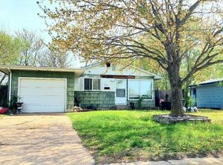 1615 Cloud Cir, Salina, KS 67401