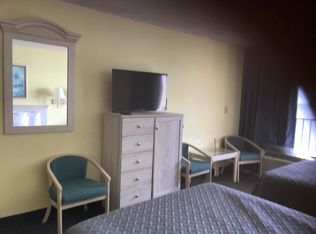 101 Thackeray Rd, Oakland, NJ 07436