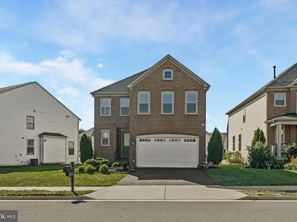 42417 Leeds Field Dr, Chantilly, VA 20152