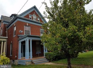 421 Chestnut St, Columbia, PA 17512