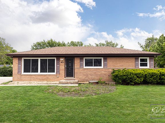 2nd image of 411 E Weathersfield Way