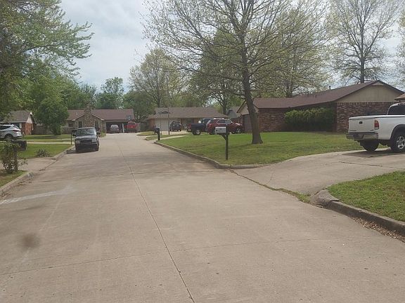 5th image of 806 Cumberland Dr