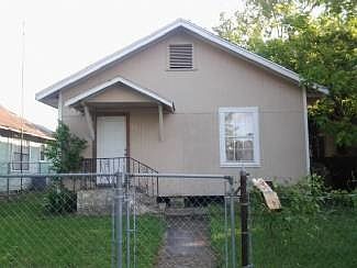 2nd image of 3413 Michigan St