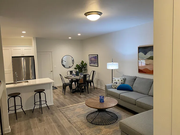2532 NE Purcell Blvd — Photo 5