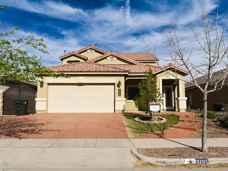 300 Saltford Pl — Photo 4
