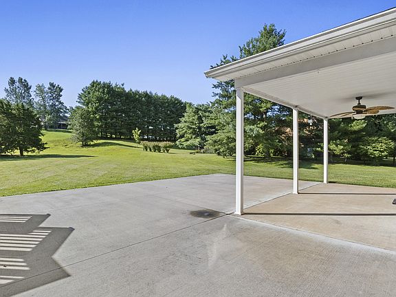 3rd image of 225 S Homestead Ln