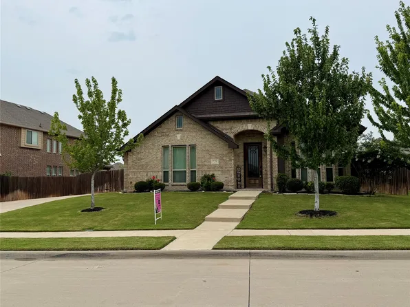 729 Oakleaf Dr, Midlothian, TX 76065