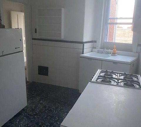 4th image of 5037 Hawthorne St Floor 2