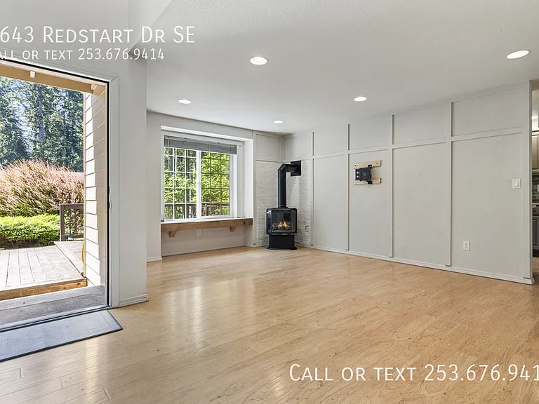 7643 Redstart Dr SE — Photo 5