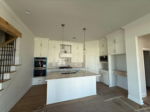 2nd image of 2653 Foreshore Ave