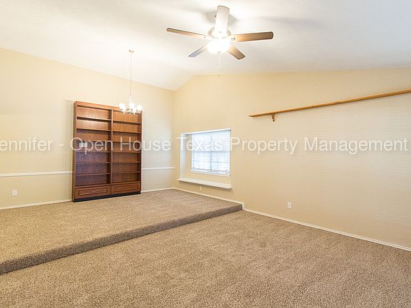 5th image of 1325 Jabbet Dr