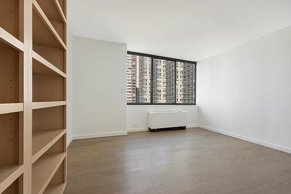 Rented by Compass | media 18