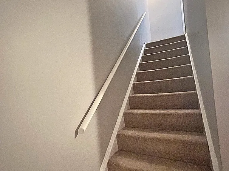 715 Acorn Ct — Photo 17
