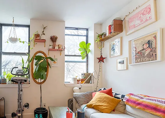 Rented by Brickview NYC Realty NYV LLC | media 1