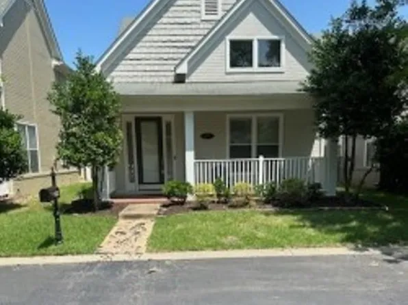 1332 Island Town Dr, Memphis, TN 38103