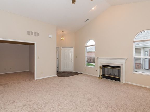 4th image of 7365 Brackenwood Cir S