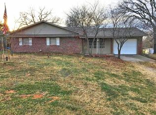 9746 S Highway 99, Prague, OK 74864