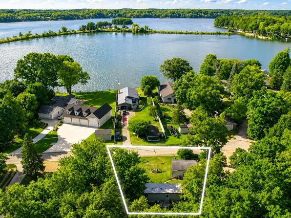 5850 E Ridge St, Newaygo, MI 49337
