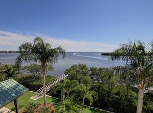 2025 Harbour Watch Cir, Tarpon Springs, FL 34689