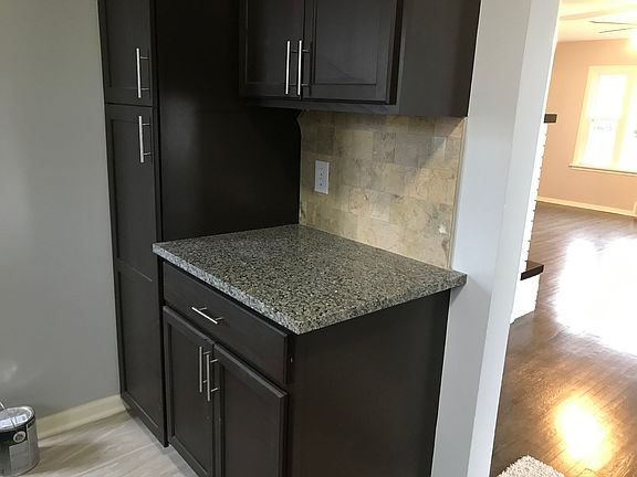 4th image of 13 S Adams St