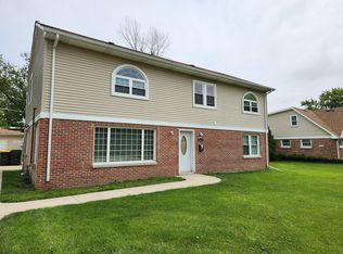 2231 Calwagner Ave, Melrose Park, IL 60164