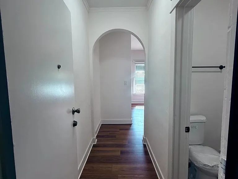 2805-2813A S Vermont Ave #2809-2 — Photo 6